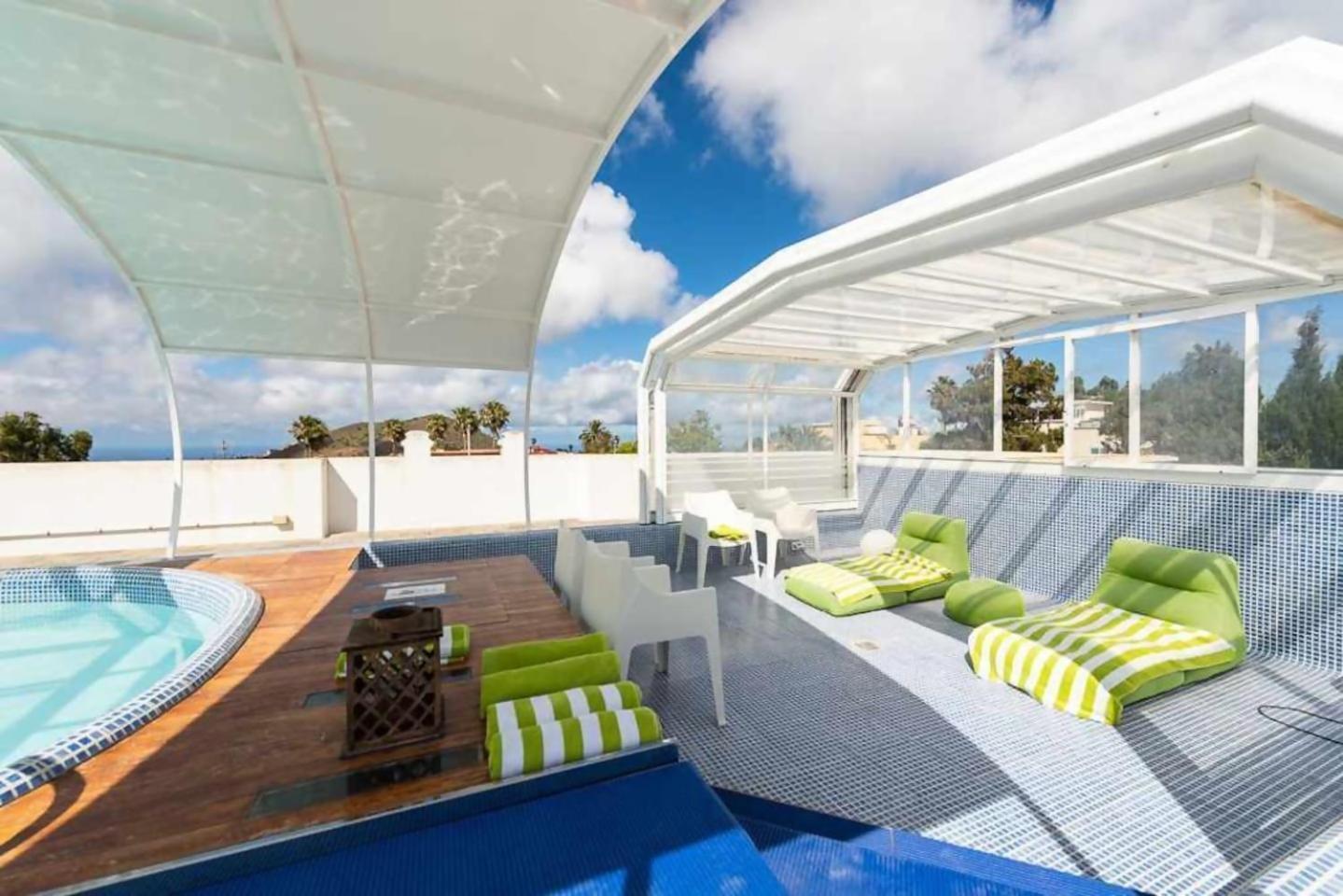Amplia Villa De Lujo Con Piscina Climatizada Las Palmas de Gran Canária Exterior foto
