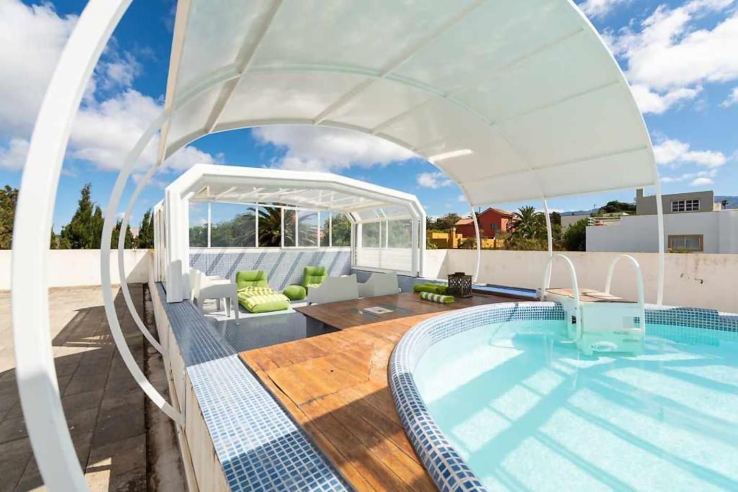 Amplia Villa De Lujo Con Piscina Climatizada Las Palmas de Gran Canária Exterior foto