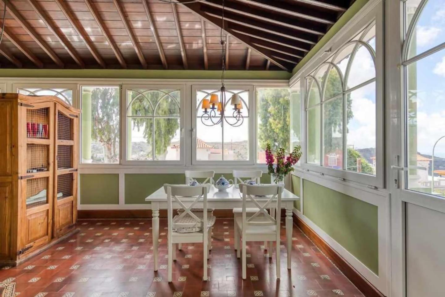 Amplia Villa De Lujo Con Piscina Climatizada Las Palmas de Gran Canária Exterior foto